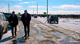 Глава города Олег Белак проверил, как коммунальщики убирают снег