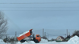 В Нарьян-Маре участились случаи складирования снега в неположенных местах