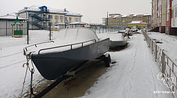 Парковка лодок во дворах запрещена!