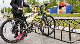 «Чистый город» установил три велопарковки в Нарьян-Маре