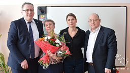 Сегодня замечательный педагог Татьяна Балмасова принимает поздравления с юбилеем