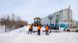 В Нарьян-Маре устраняют последствия штормового ветра 